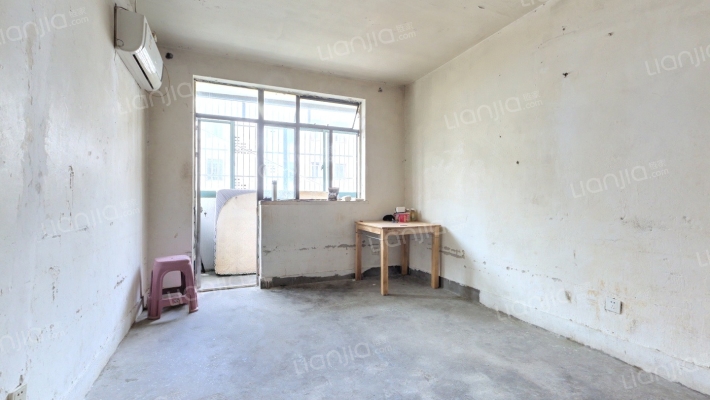 桃浦七村雪松苑二手房实景图