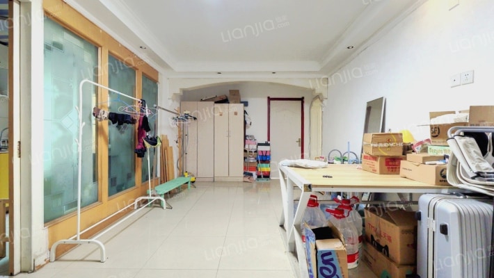 芳群公寓二手房实景图