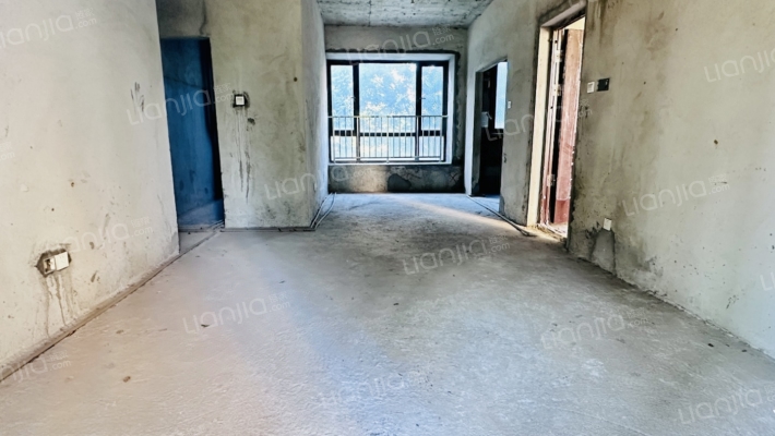 江畔豪庭贝悦湾二手房实景图