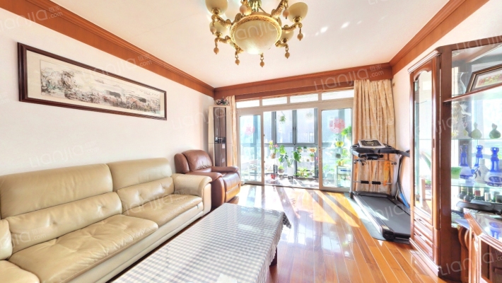 绿地公寓(长宁)二手房实景图