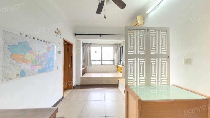 金笔厂宿舍二手房实景图