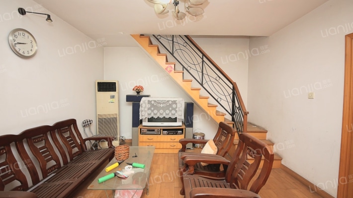 东吴路74号二手房实景图