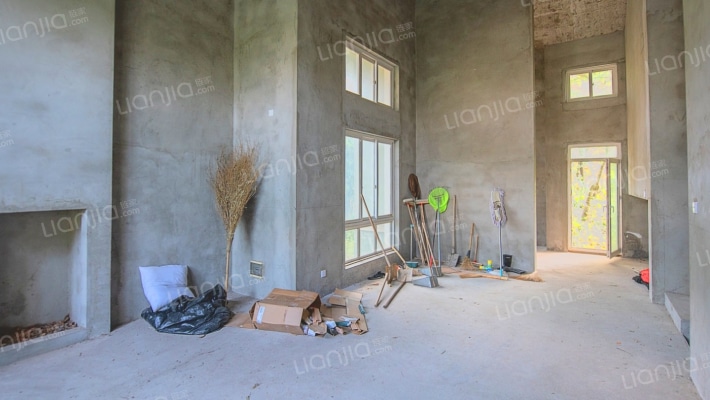 中国边城二手房实景图