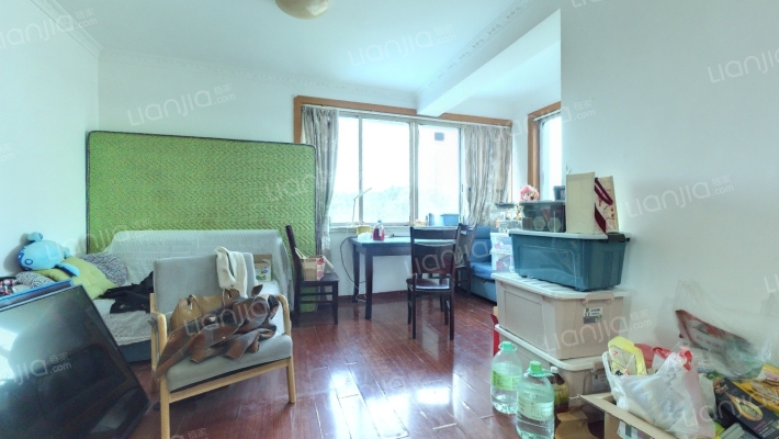 迎宾路1弄二手房实景图