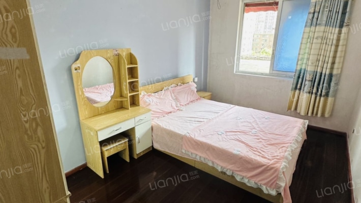 红布街正街11号二手房实景图