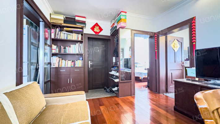 旅专小区二手房实景图