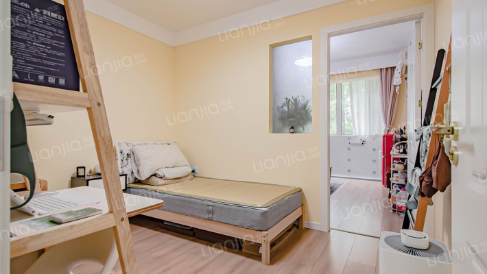 胶州路565弄二手房实景图