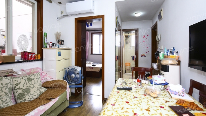 忠烈小区二手房实景图