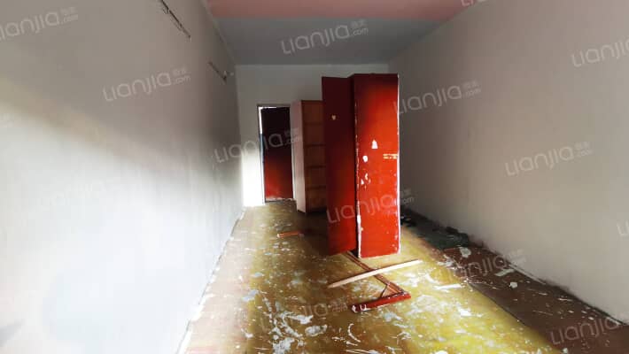 远林一街4号二手房实景图