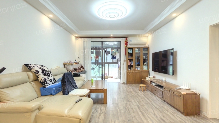 滴水湖馨苑二期二手房实景图