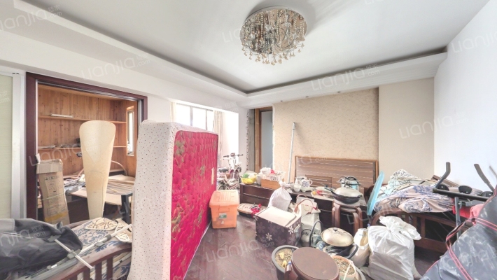 管社山家园二手房实景图