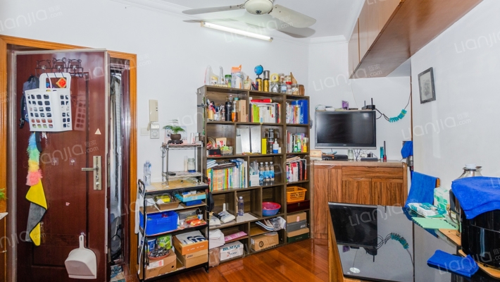 红旗三村二手房实景图