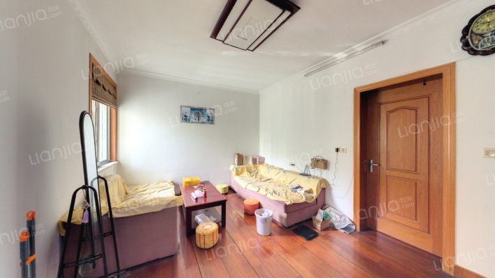 新安花苑一区二手房实景图