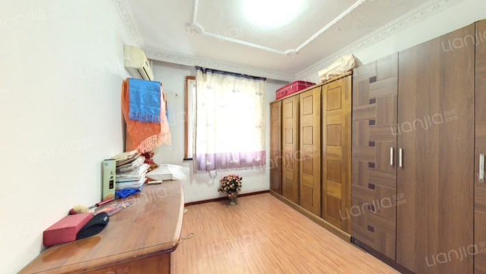 河滨里二手房实景图