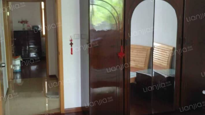 芷江中路363弄二手房实景图