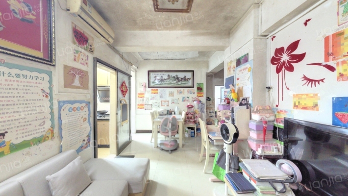 春暖花园二手房实景图