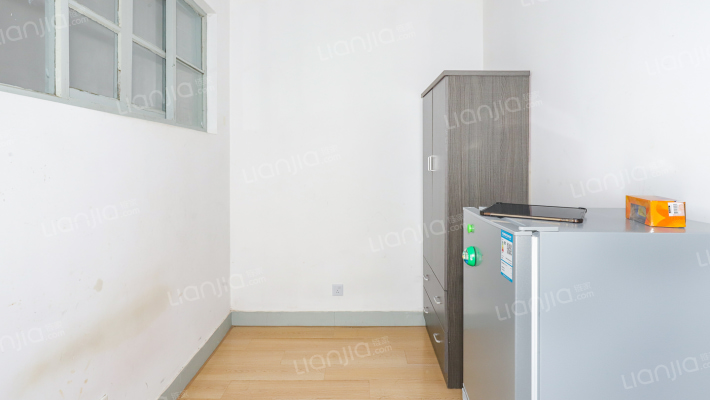 银都二村二手房实景图