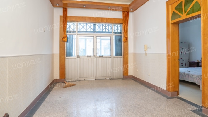 羊角山路二手房实景图