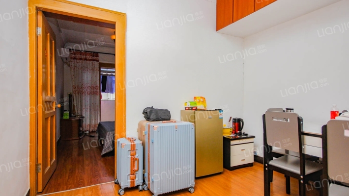 管弄二手房实景图