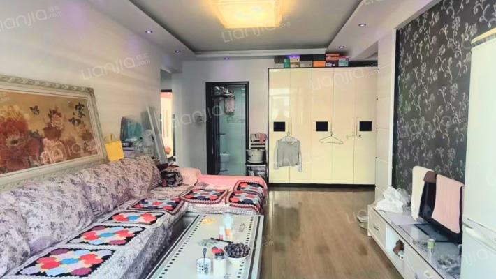 金河铭苑二手房实景图