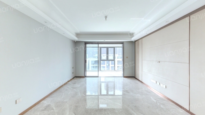 雅居乐旭辉藏珑府二手房实景图