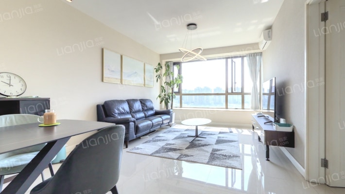 湖畔天下三期二手房实景图