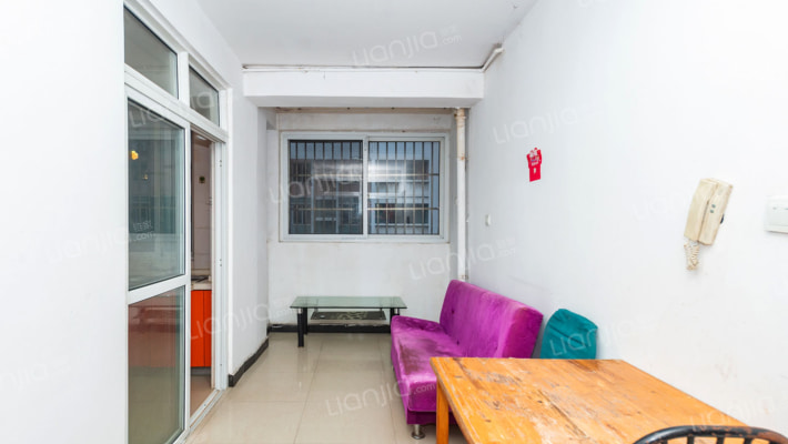 沁乐小区二手房实景图