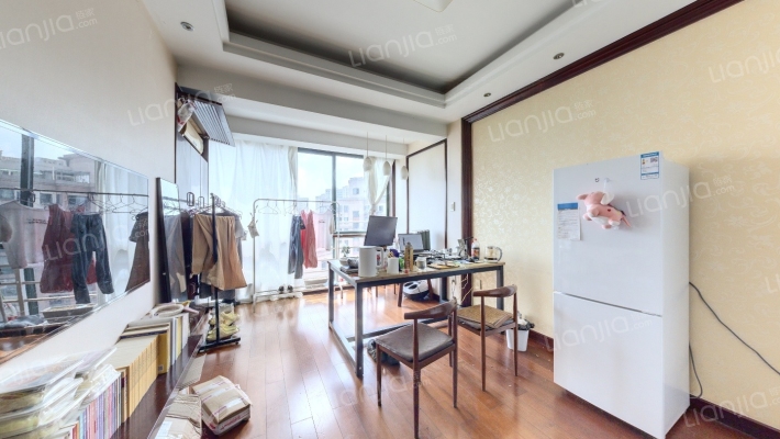 中誉现代城二手房实景图