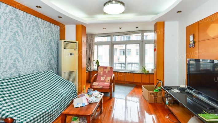 宝林路50弄二手房实景图