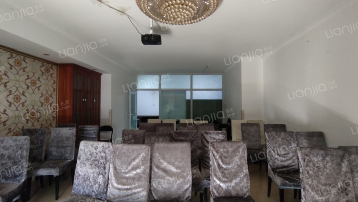 琛赢大厦二手房实景图