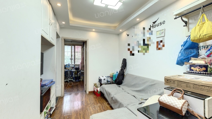 莫愁新寓涌泉里二手房实景图