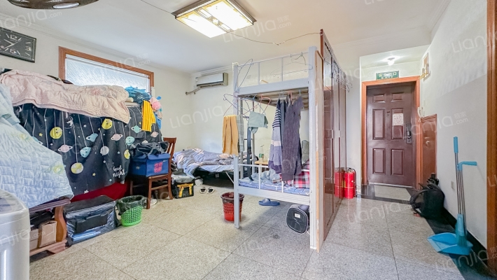 火箭公寓二手房实景图