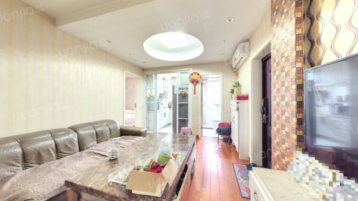 南湖边二手房实景图