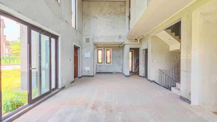 博翠藏山二手房实景图