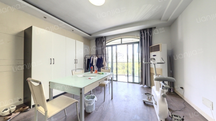 爱嘉苑二手房实景图