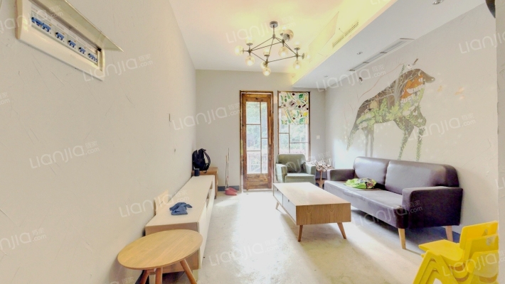 财信上河新界二手房实景图