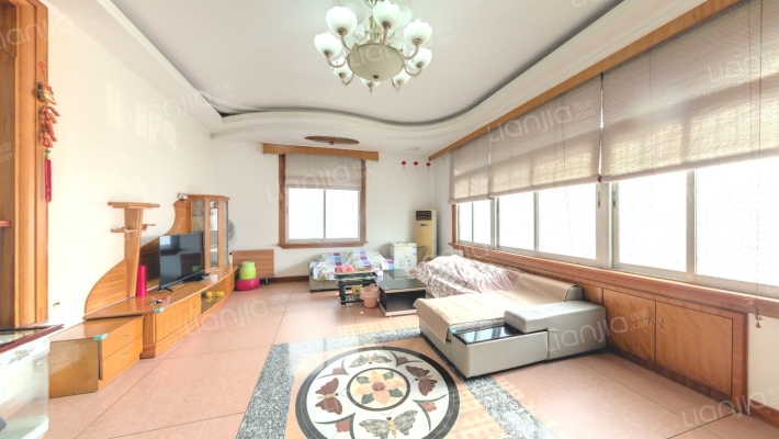 陆丰里二手房实景图