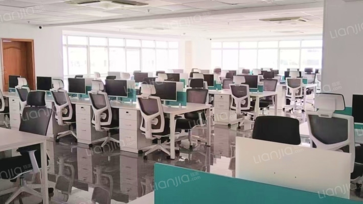 嘉汇国贸二手房实景图