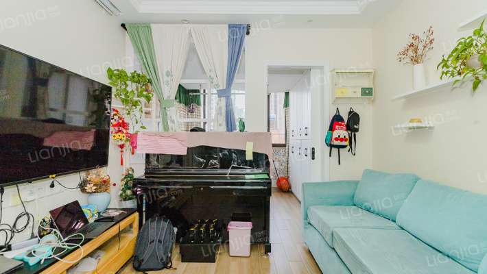 漕溪三村二手房实景图