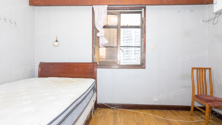 江苏路499弄二手房实景图