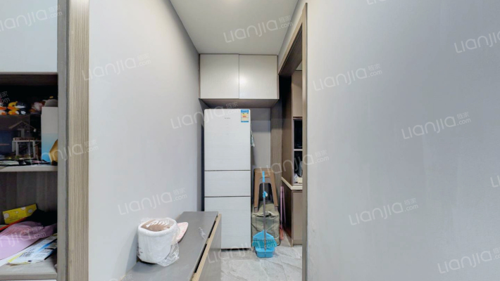 鸿宝一村(南区)二手房实景图