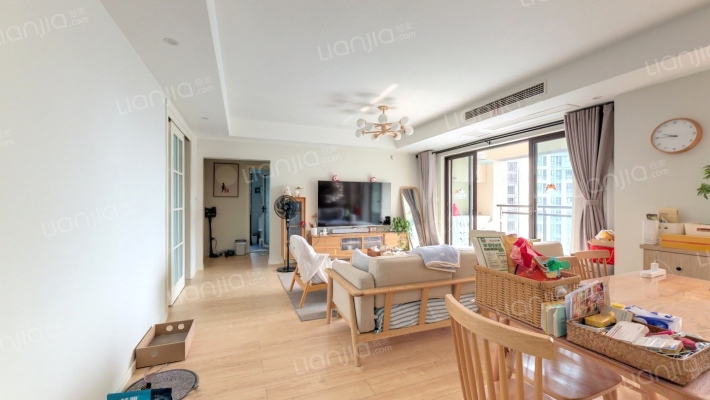 翡丽公园二手房实景图