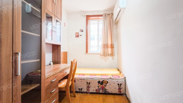 上钢八村二手房实景图