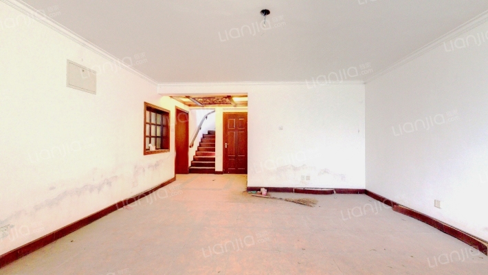 万通龙山新新小镇二手房实景图