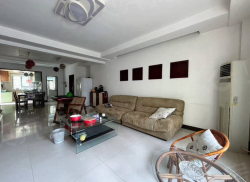 整租·万佳城市花园 5室2厅 南_万佳城市花园租房