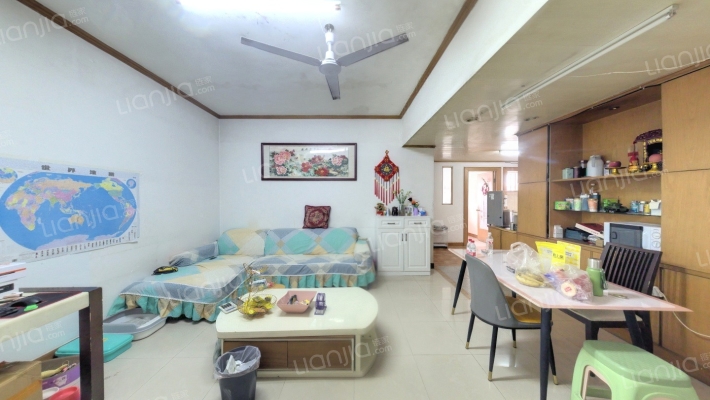 麓景路二手房实景图