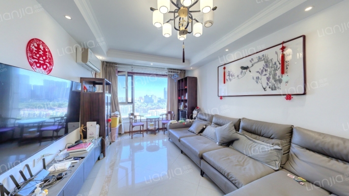 百合湾东区二手房实景图