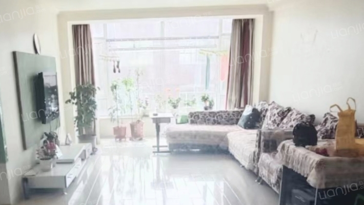 梧泰综合楼二手房实景图