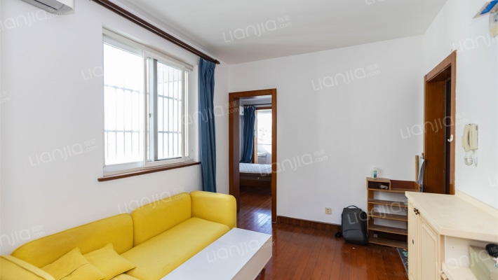 上南路3520弄二手房实景图