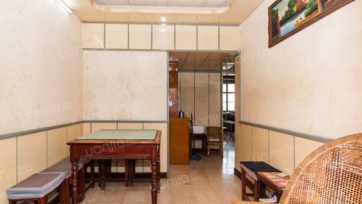 解放新村二手房实景图